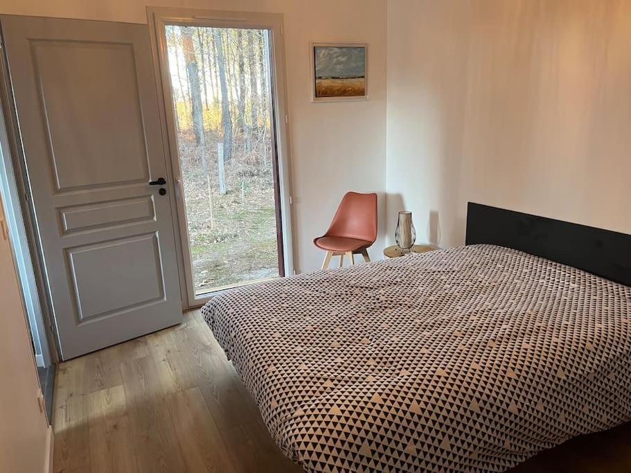 Maison Neuve 3 Etoiles Les Logis Du Lac Сангине Екстериор снимка